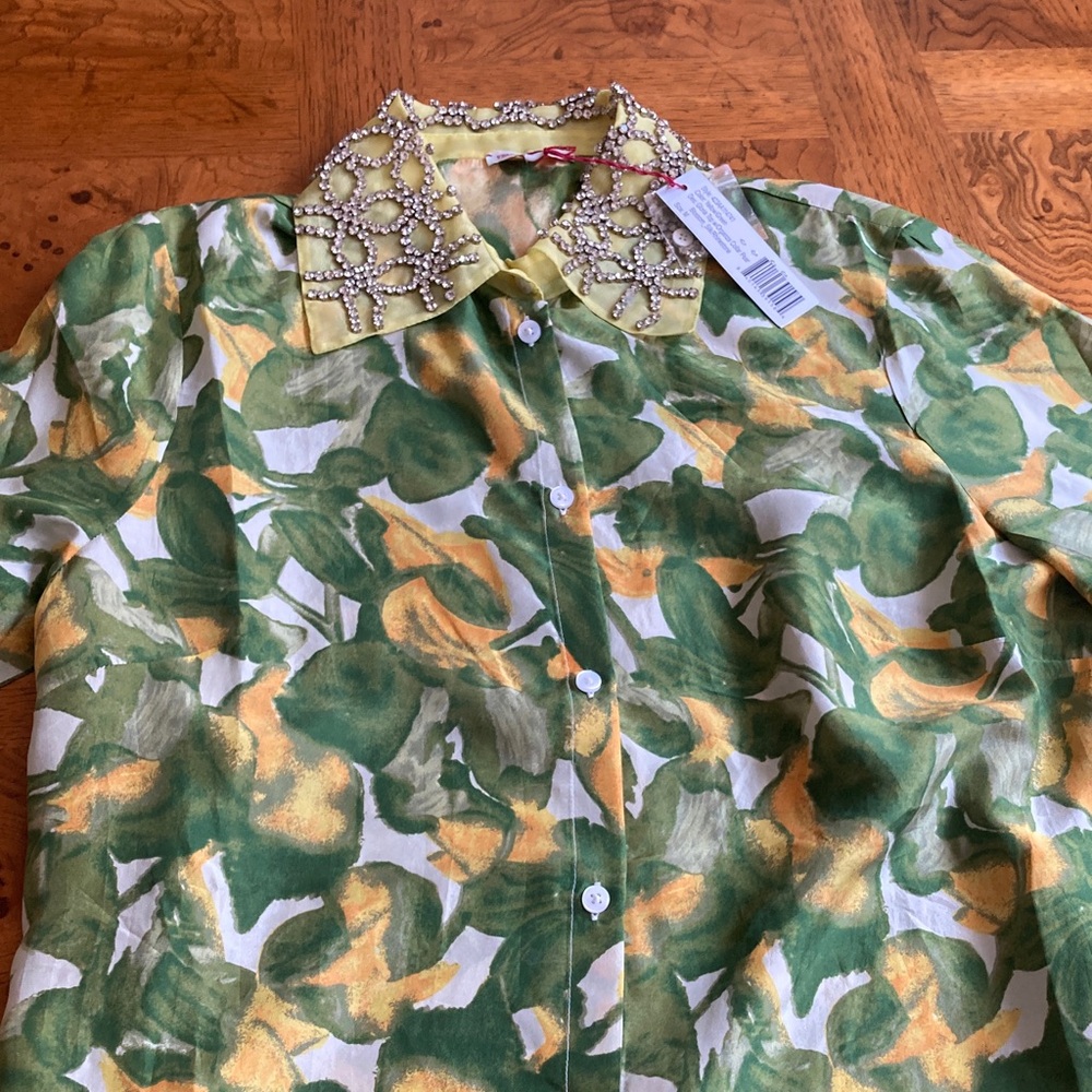 Frances Valentine with tags size medium blouse.